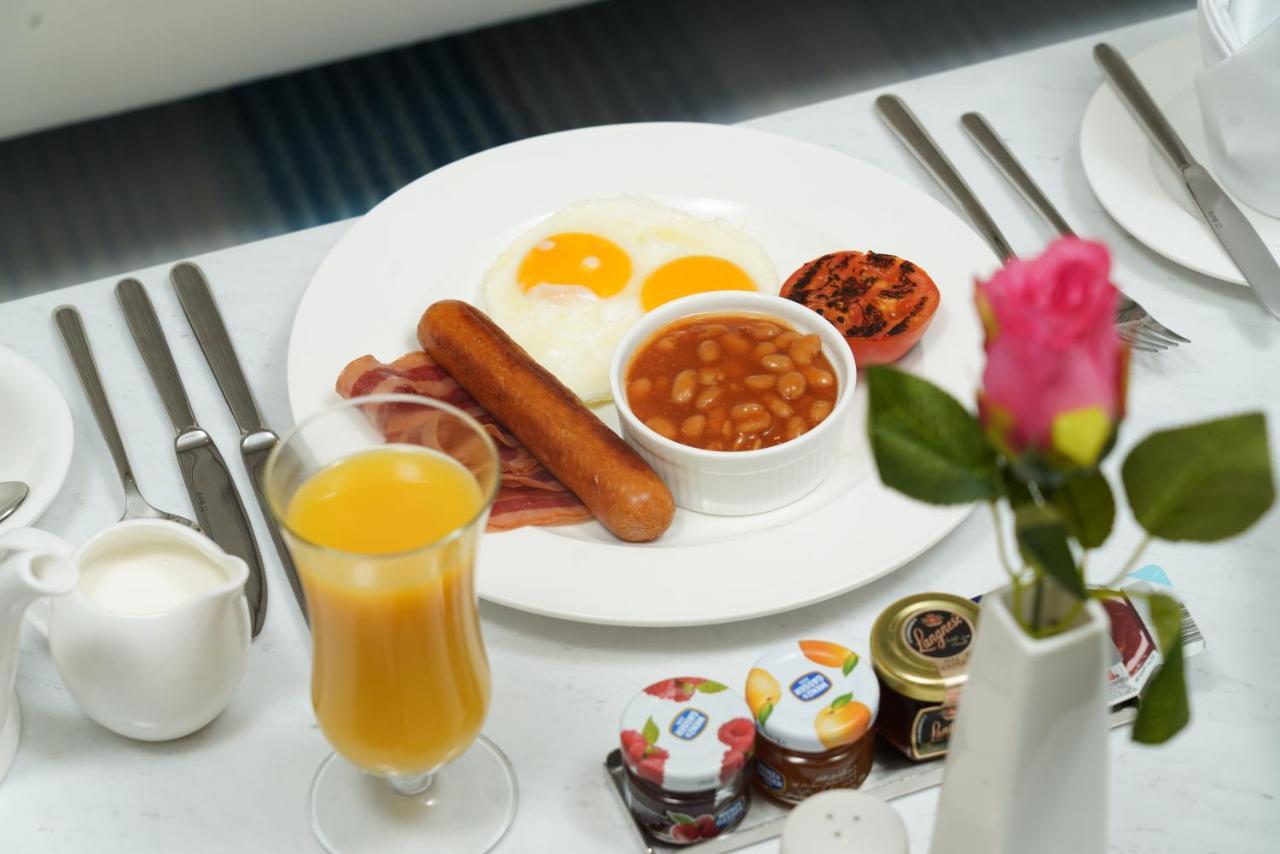 C - Hotel And Suites Doha Dış mekan fotoğraf