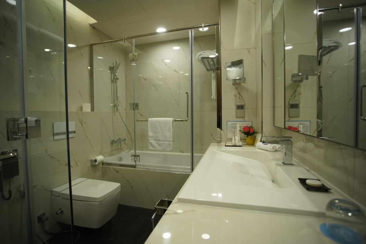 C - Hotel And Suites Doha Dış mekan fotoğraf